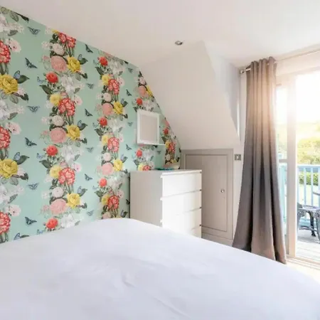 2 Bedrooms Overlooking Little Petherick Creek Exterior foto
