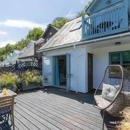 2 Bedrooms Overlooking Little Petherick Creek Exterior foto