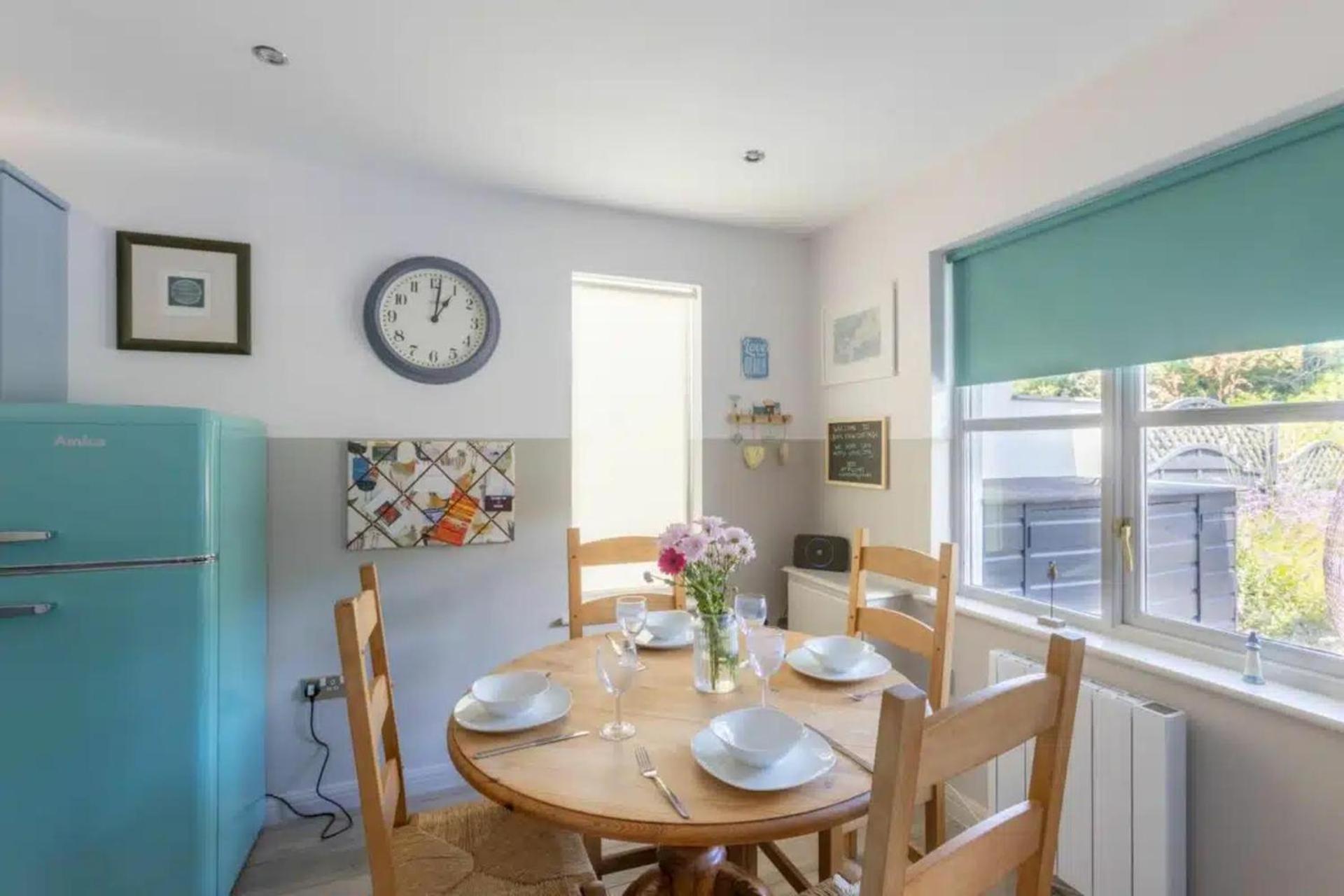 2 Bedrooms Overlooking Creek * Little Petherick