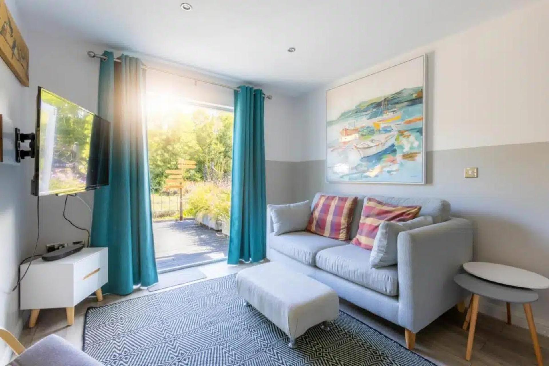 Holiday home 2 Bedrooms Overlooking Creek *